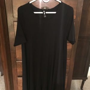 Agnes and Dora ruffle tunic